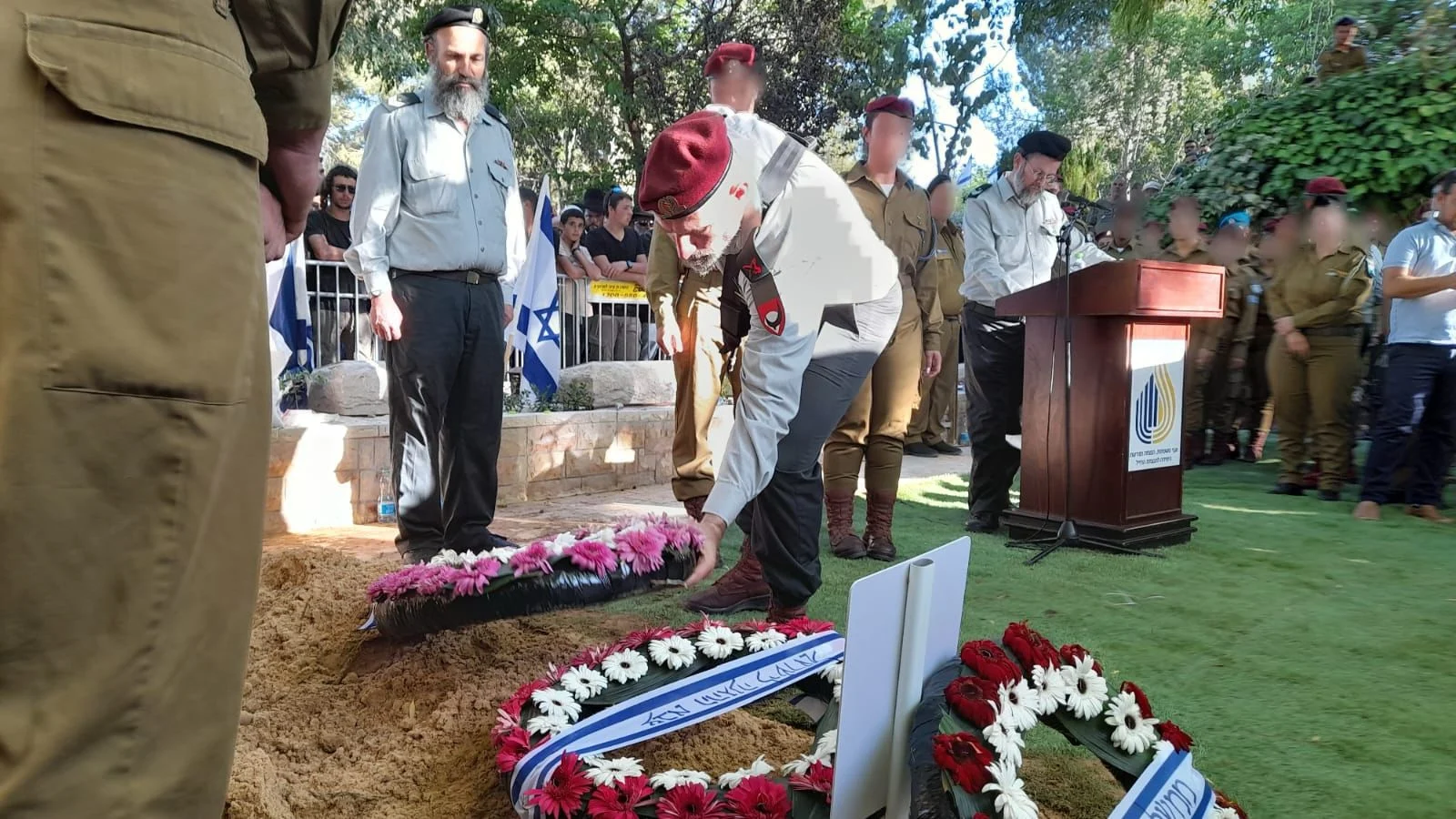 הלווייתו של רס''ל דוד יהודה יצחק שנהרג בג'נין