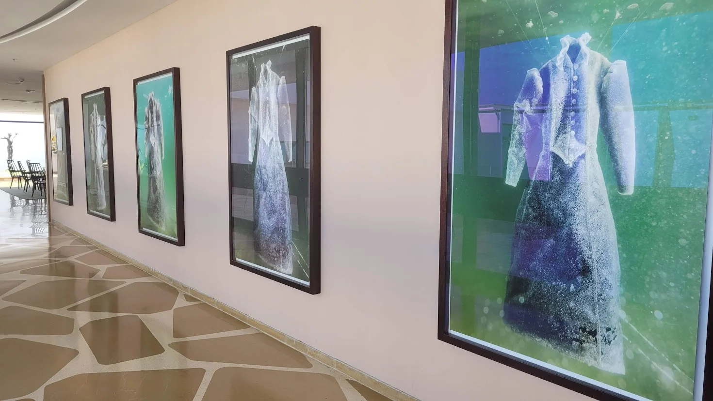 יצירות אמנות במלון אלמא