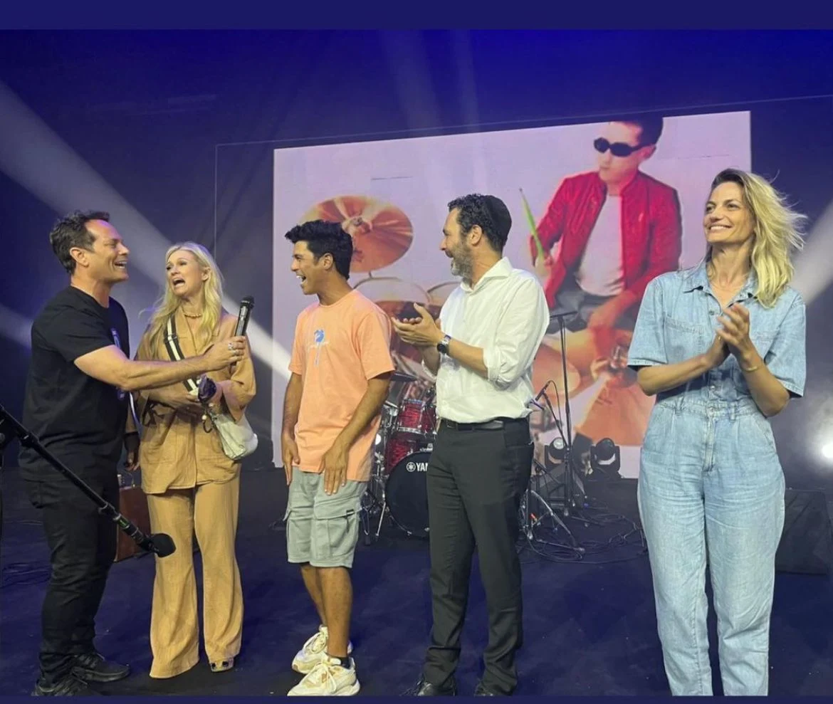 עדי עזרוני, עודד מנשה, טל מוסרי, מיכל ינאי, גיל ססובר