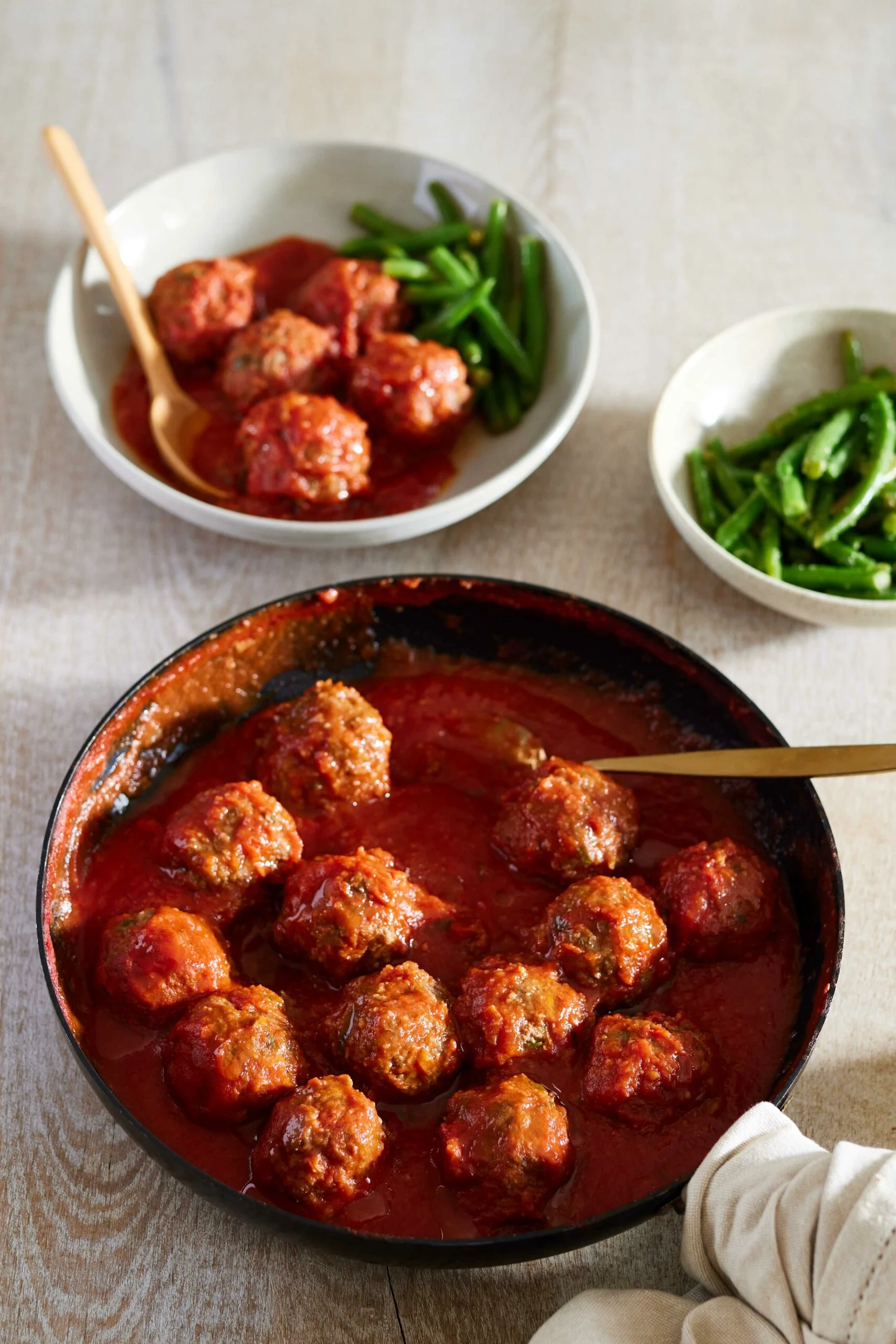 קציצות בקר וקוסקוס