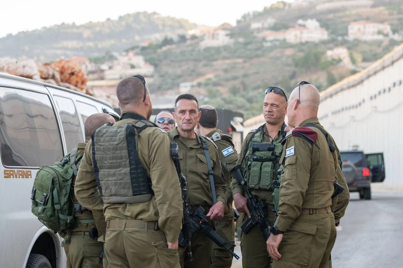 הרמטכ''ל הרצי הלוי ואלוף פיקוד הצפון בגבול לבנון