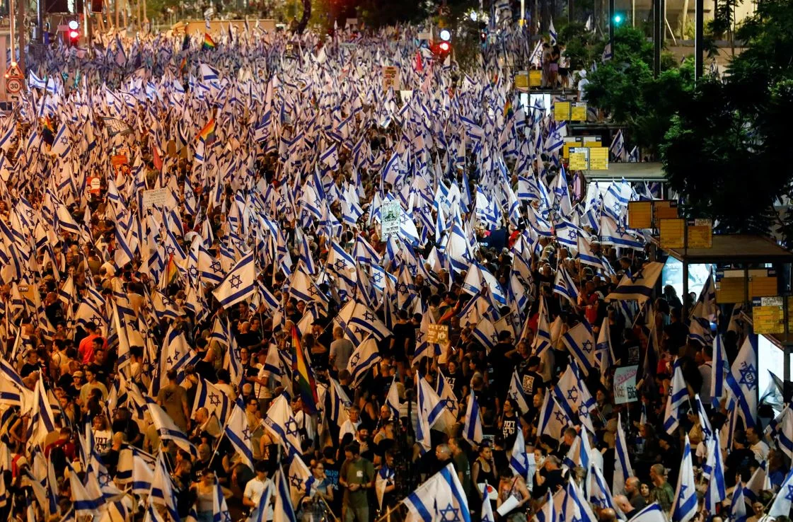 מפגינים בקפלן