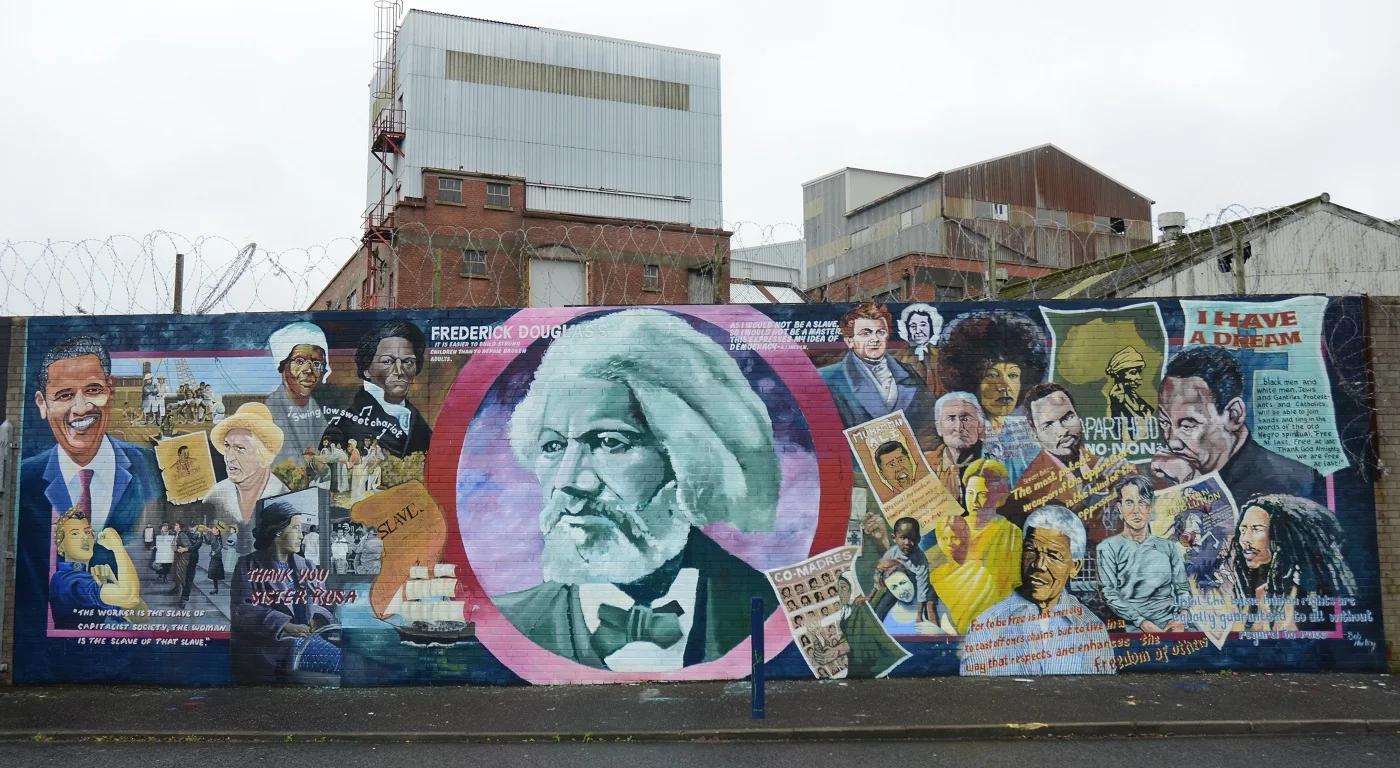 החומה המפורסמת בבלפסט