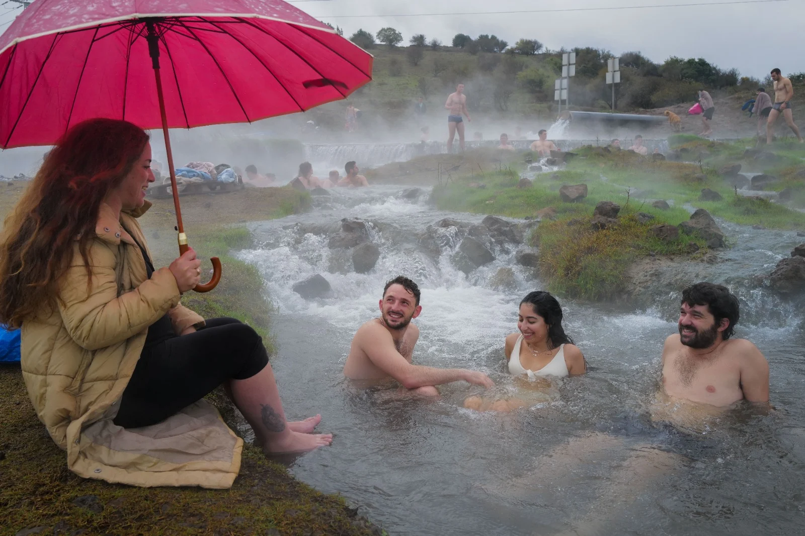 מבלים במעיין ברמת הגולן מעיינות