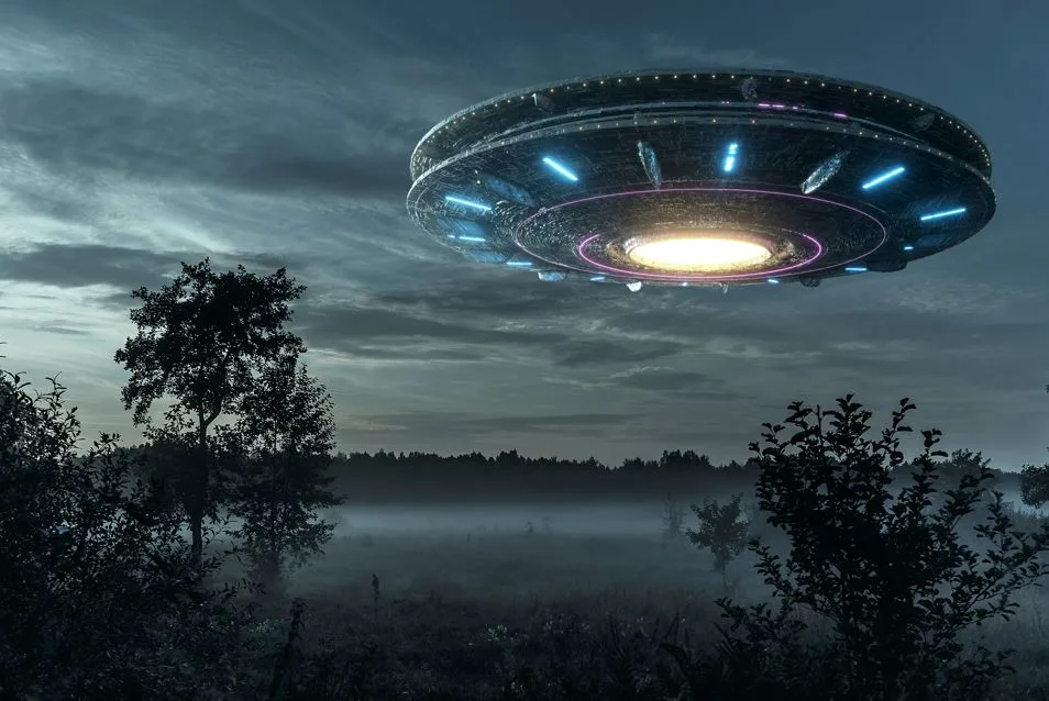 עב''מ, חייזרים