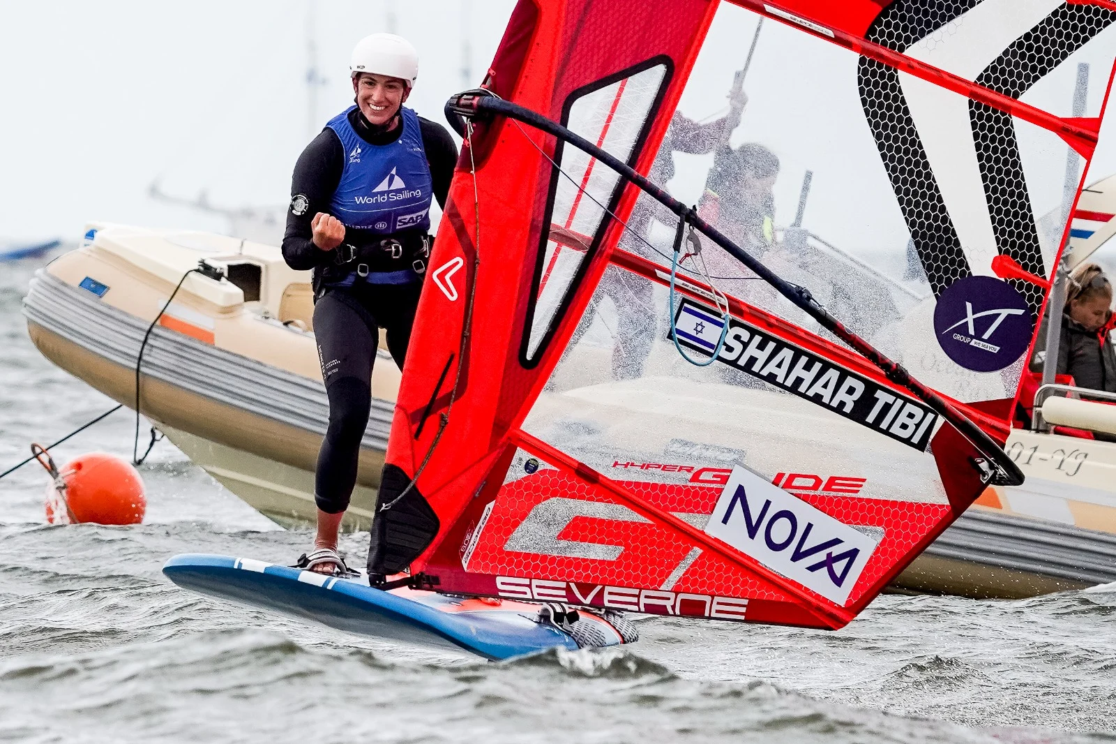 שחר טיבי לאחר שזכתה בזהב