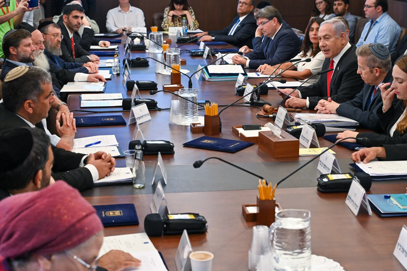 ישיבת ממשלה