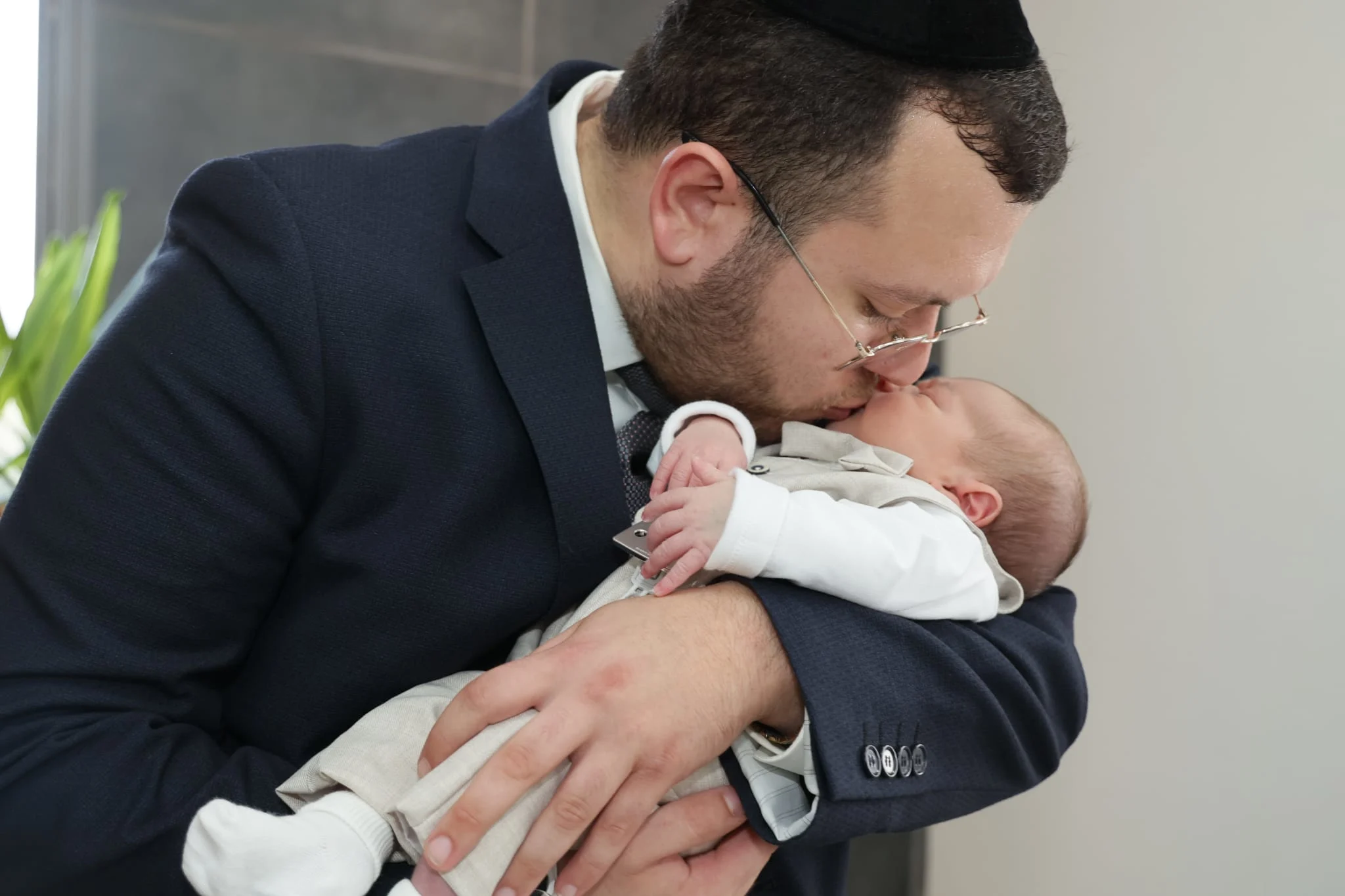 מאיר אוליאל ובנו